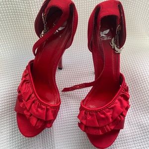 ♦️SOLD ♦️heels